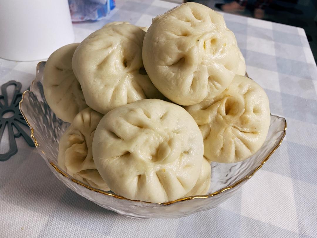 鲜美多汁的大葱酱肉包