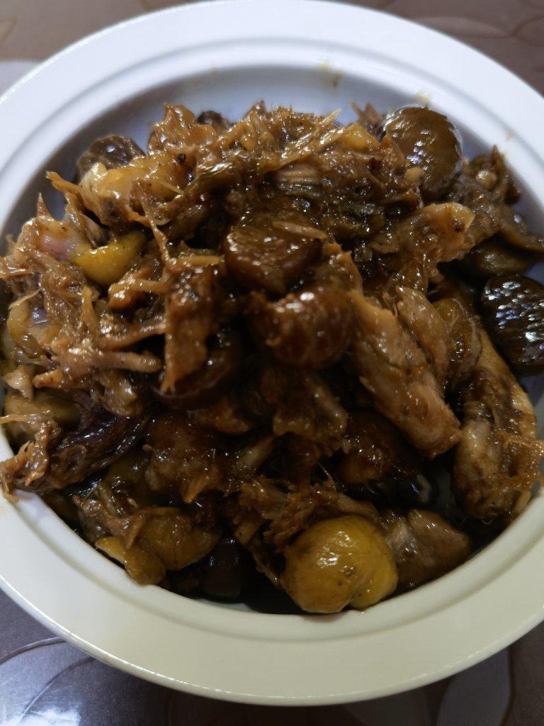 板栗炖鸭腿-美善品菜谱