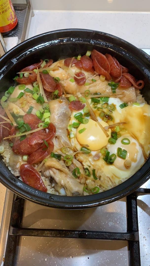 腊味煲仔饭，20分钟饭菜同出