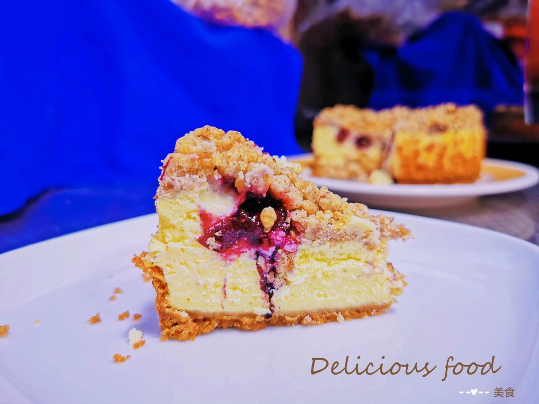 爆浆蓝莓酥粒重乳酪蛋糕