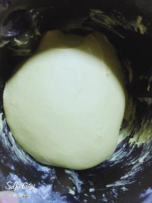 南瓜🎃咸蛋黄肉松麻薯软欧包🍞的做法 步骤1