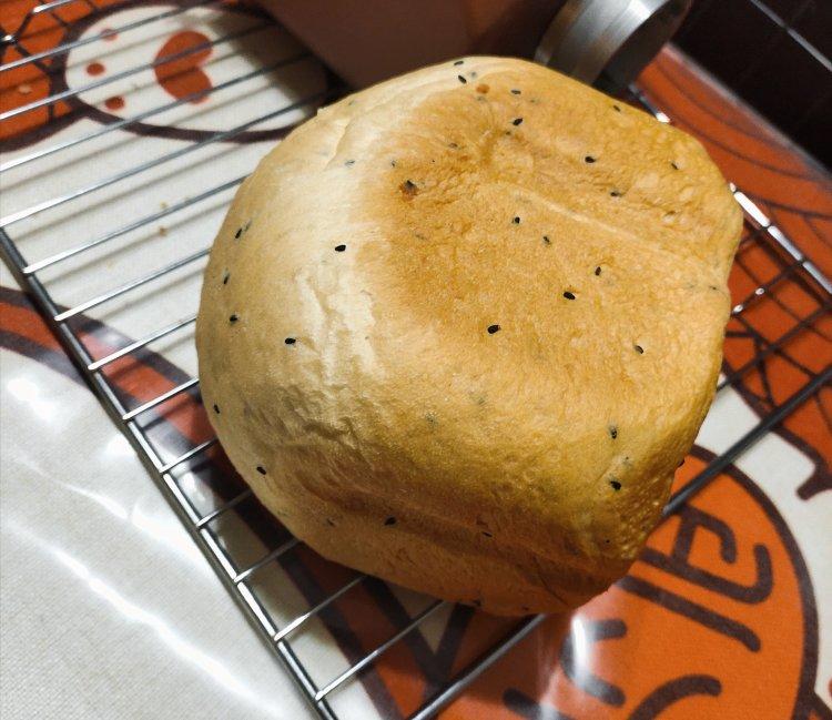 黑芝麻奶香和风面包.柏翠9709面包机一键式操作