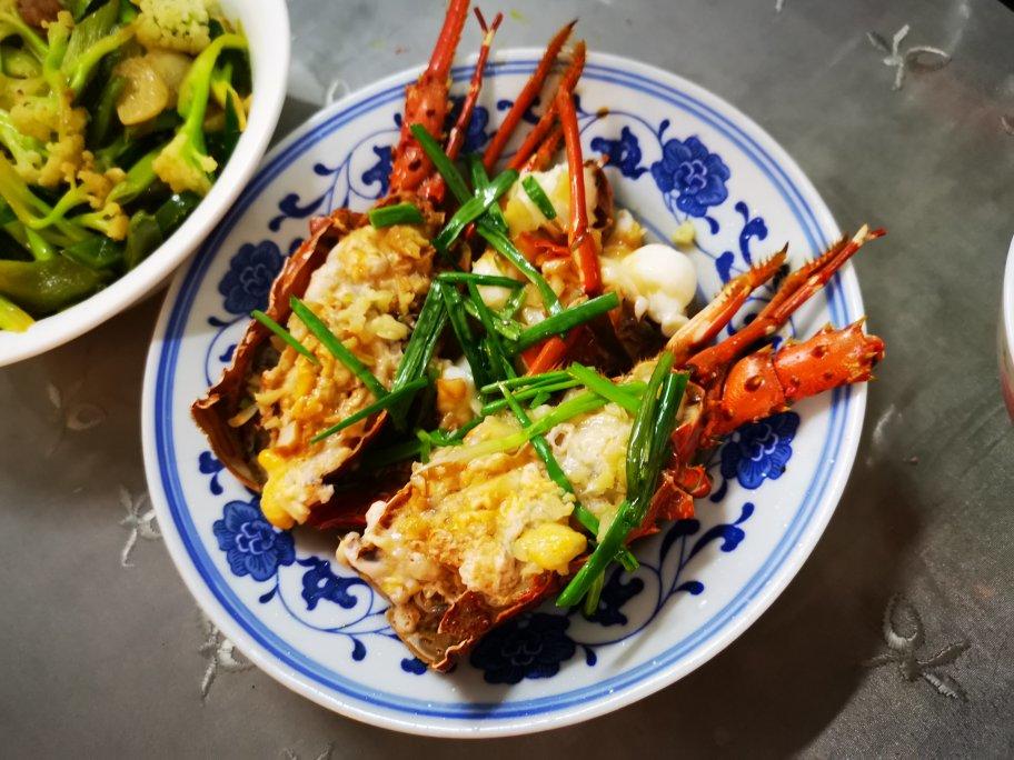 蒜蓉粉丝清蒸龙虾（小青龙）