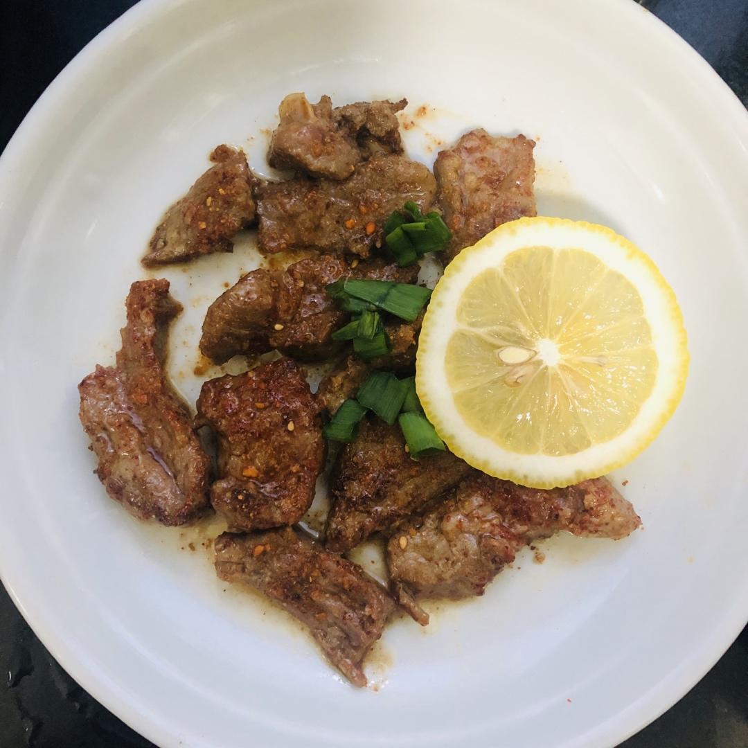 平底锅煎牛肉