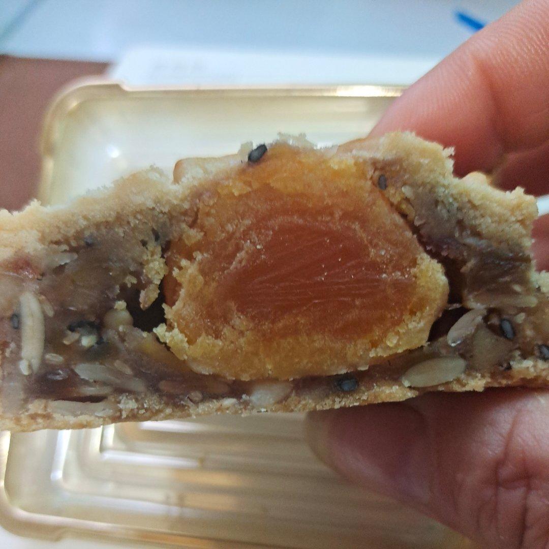 五仁月饼：“我太难了！”