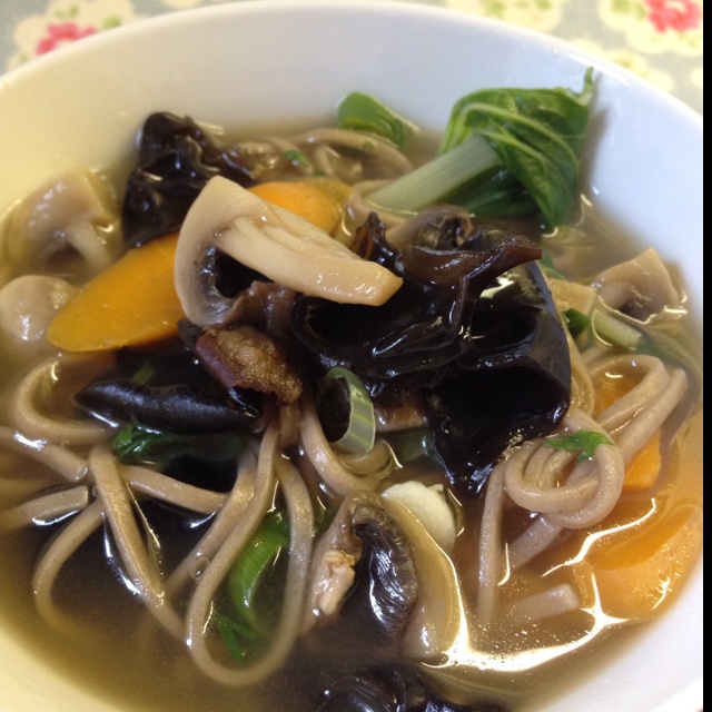极鲜美菌汤面