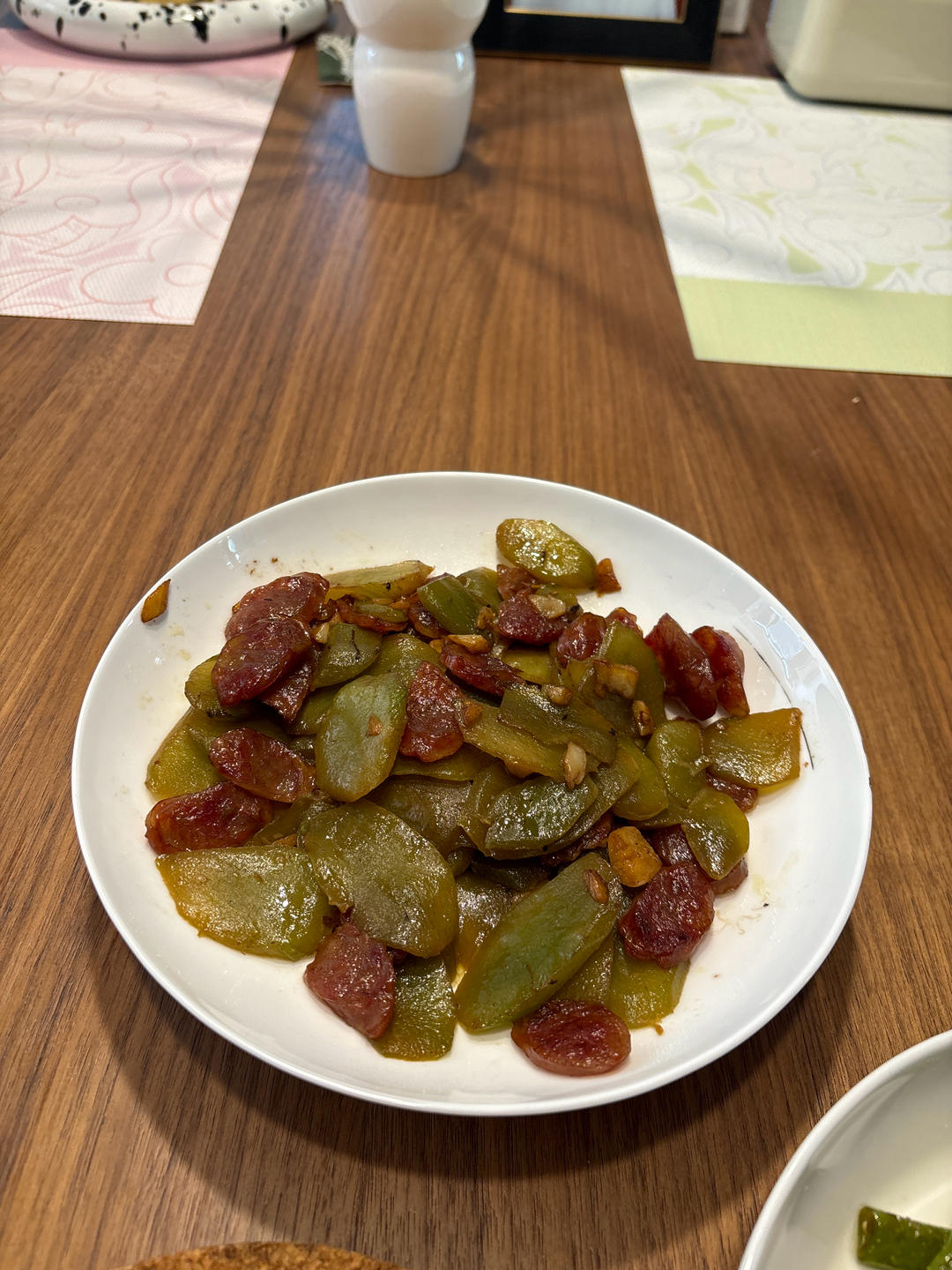 莴笋炒腊肠
