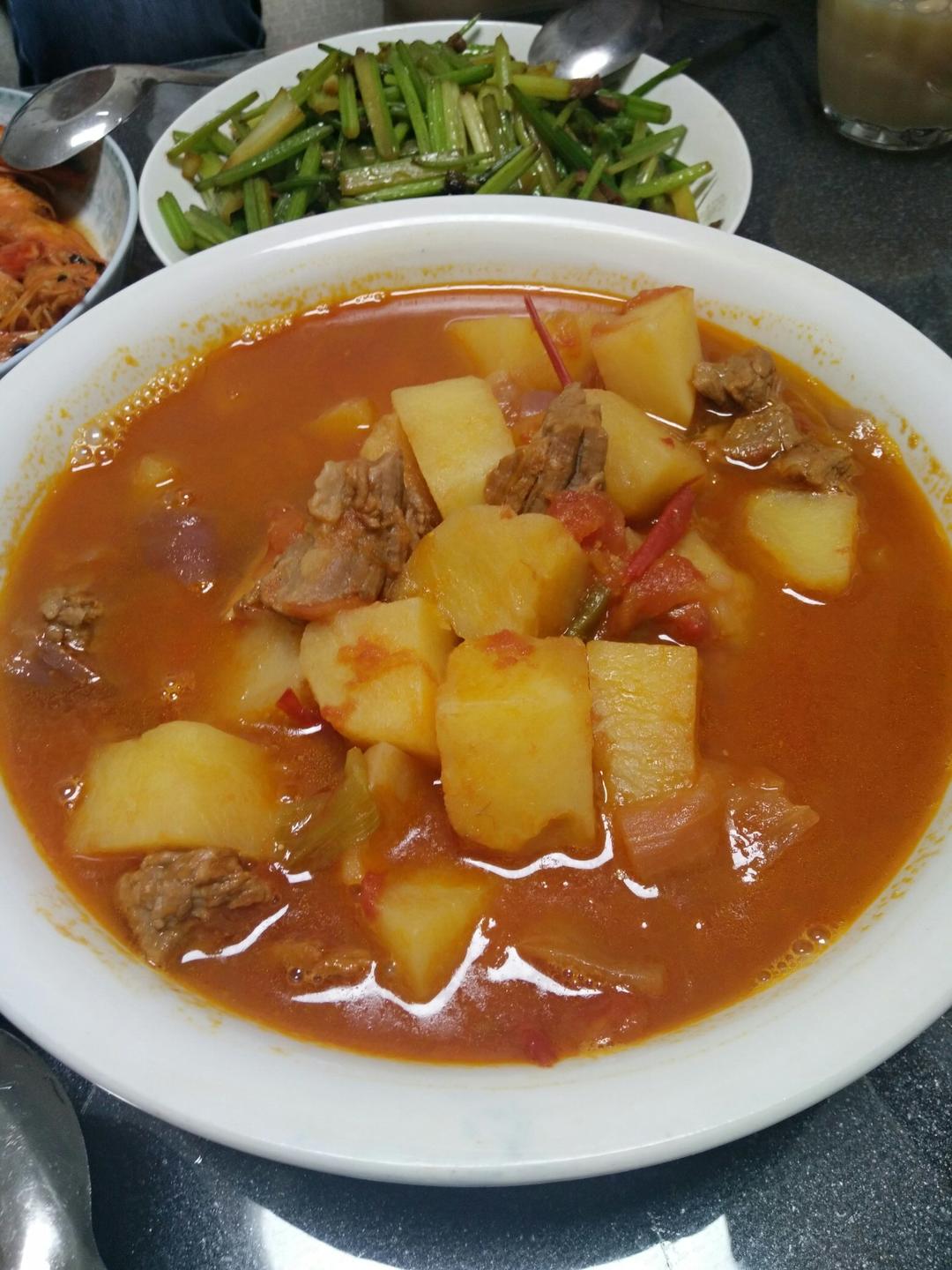 番茄土豆炖牛腩