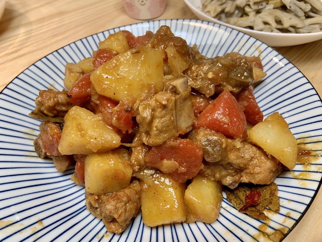 土豆烧排骨