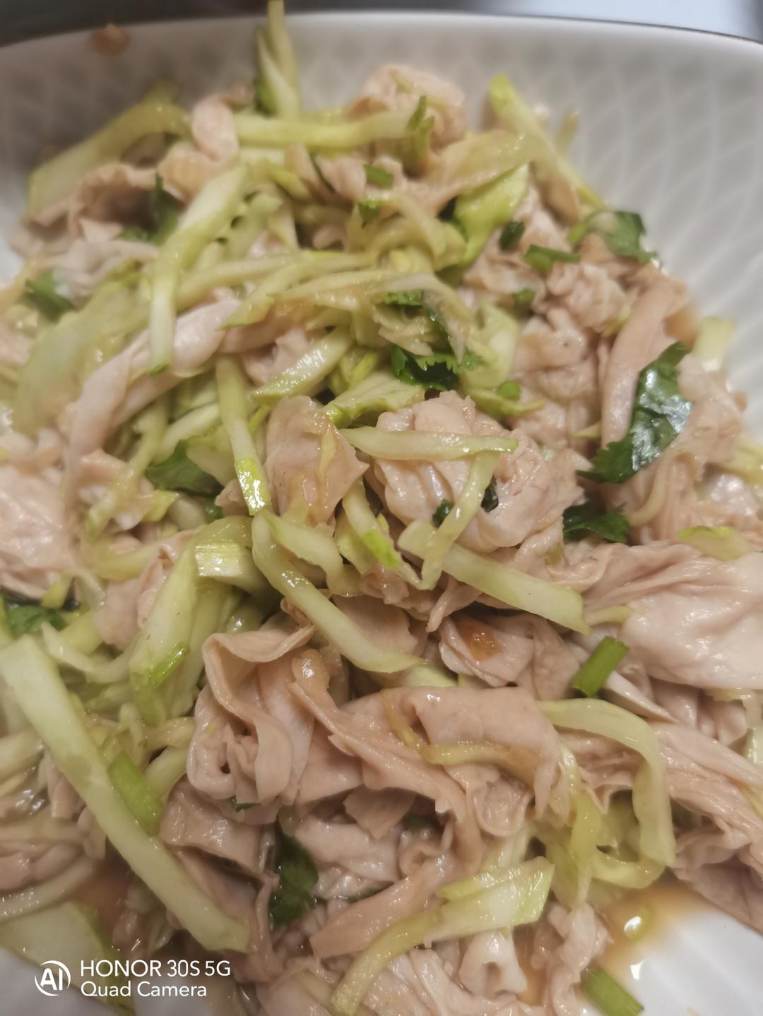 黄瓜拌豆皮