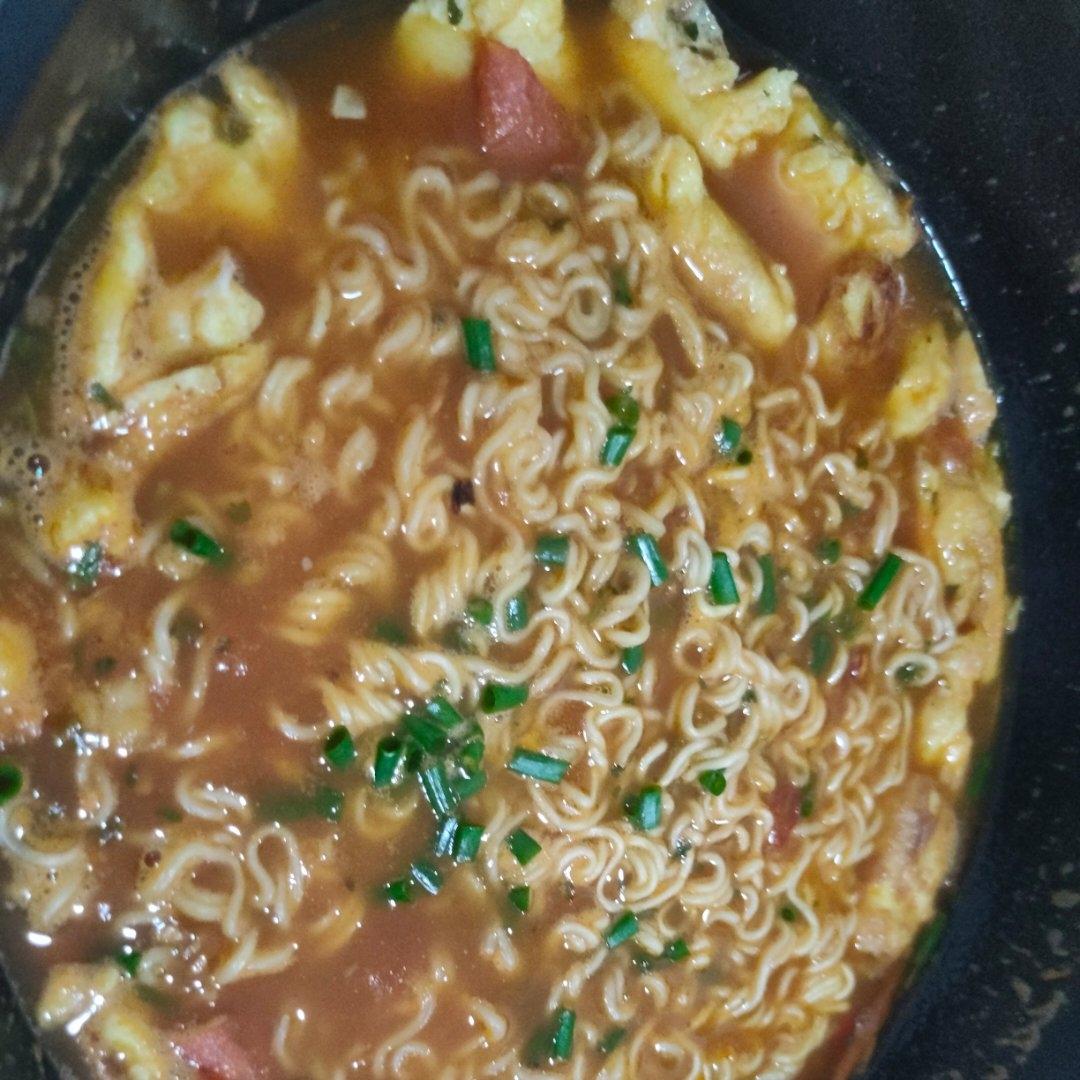番茄🍅浓汤鸡蛋面｜两分钟轻松搞定暖胃面条