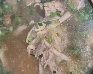 潮汕鱿鱼干瘦肉砂锅粥的做法 步骤7