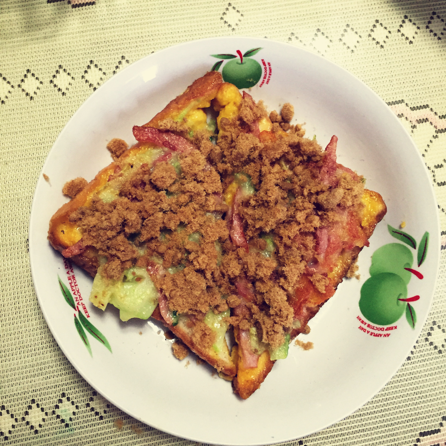 火腿沙拉肉松煎吐司