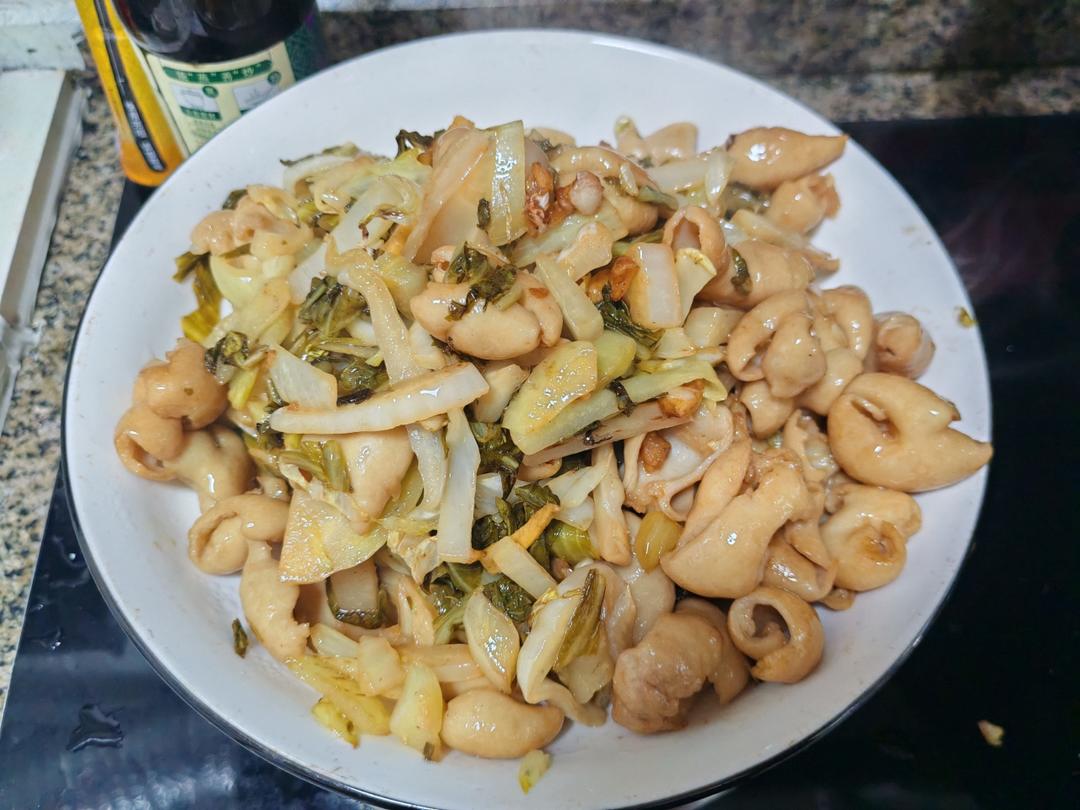 酸菜炒大肠