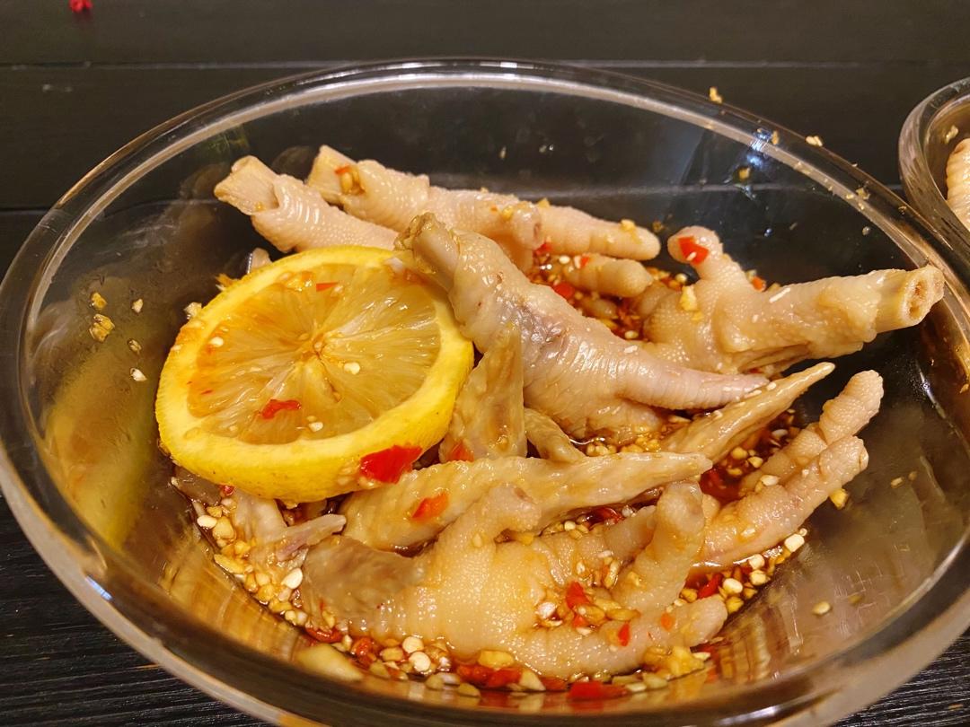 绝对不会后悔的酸辣鸡爪