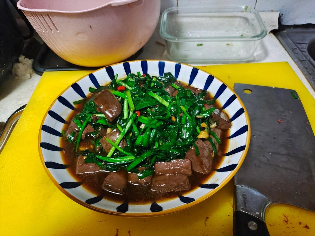 韭菜鸭血