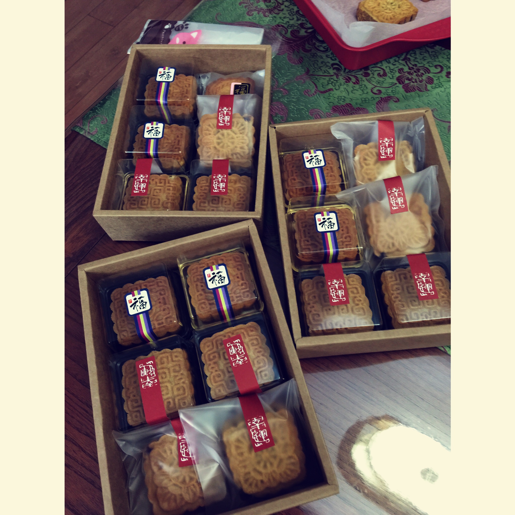 广式月饼——蛋黄莲蓉月饼