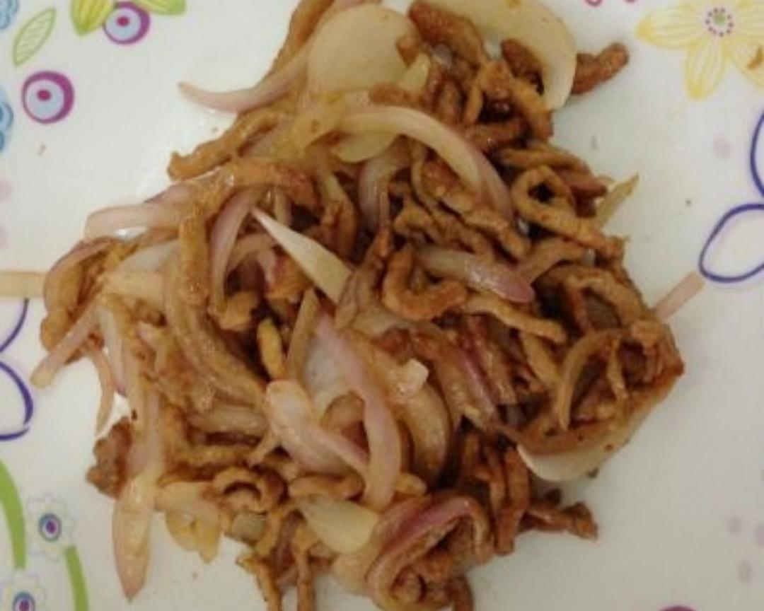 洋葱炒肉丝