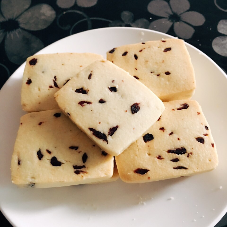 蔓越莓饼干的做法（烤箱做饼干）