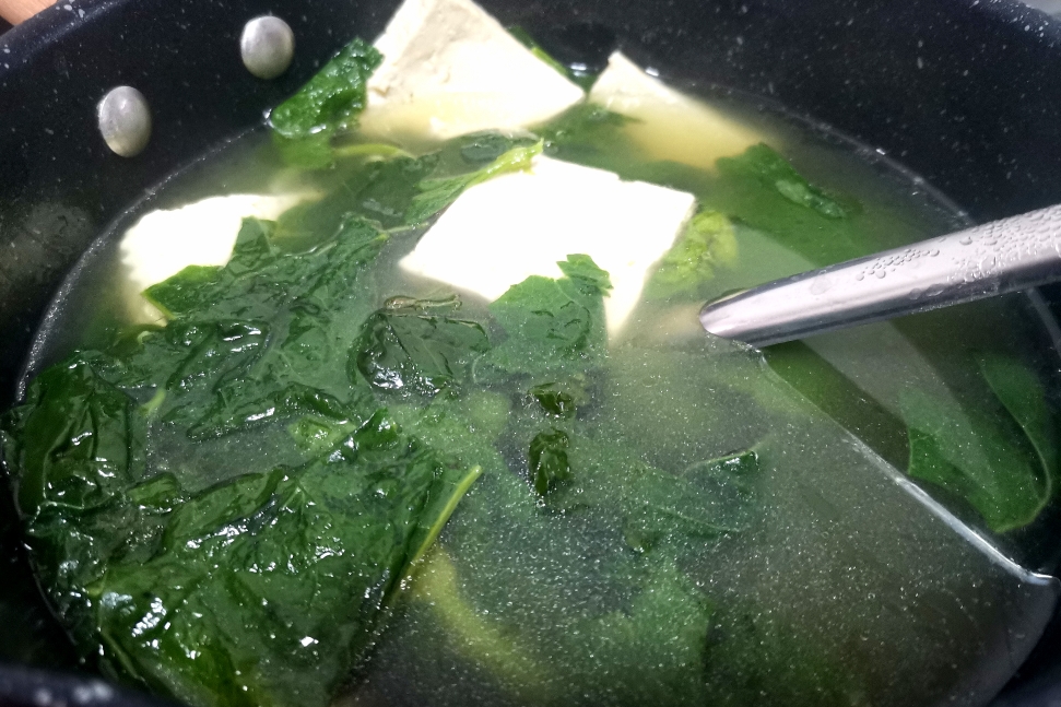 桃仙家冬寒菜豆腐汤的做法