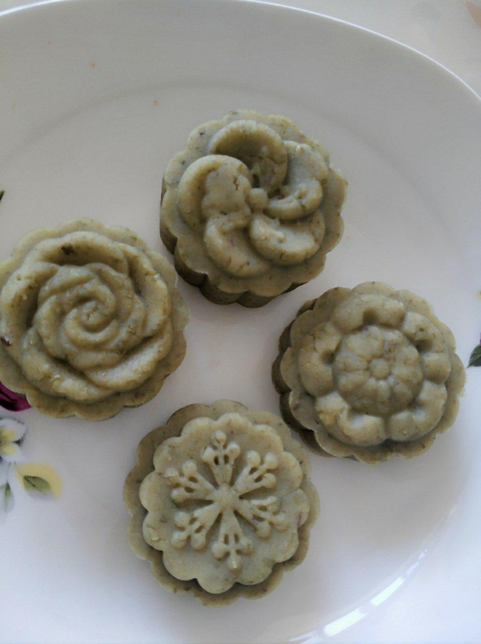 用动图教你自制绿豆糕（带皮绿豆版）