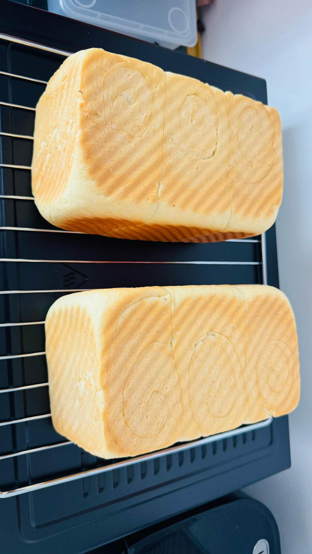 吐司，奶香手撕面包，超级香浓