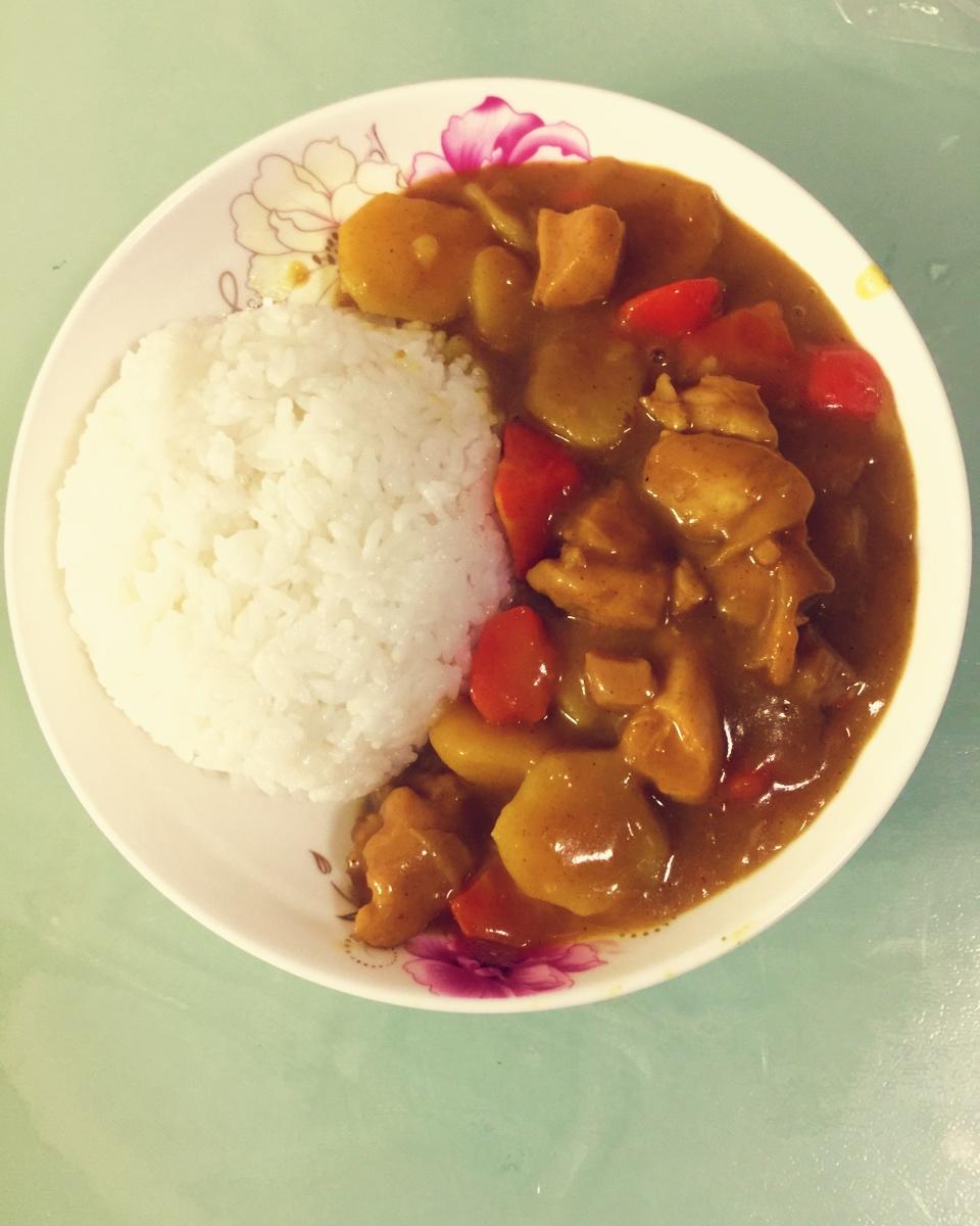 咖喱鸡肉饭