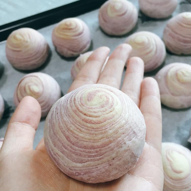 蛋黄酥~紫薯、抹茶、原味~花好月圆，中秋快乐~内附一次做六色蛋黄酥方法~