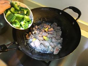 青椒牛肉片的做法 步骤8