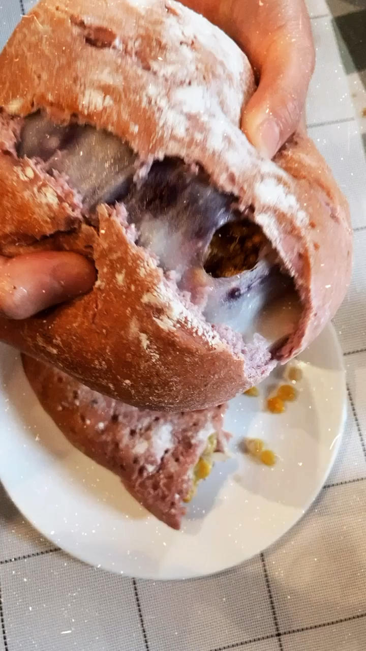 四色超满足软欧面包附四种馅料(麻薯肉松、坚果乳酪、鸡肉蔬菜、蟹棒玉米)完胜网购