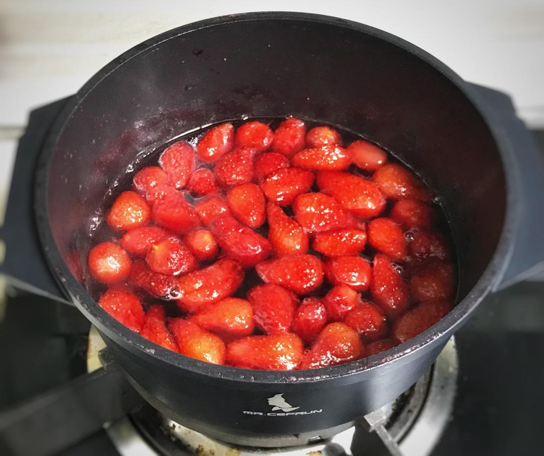 冰糖草莓（煮草莓）
