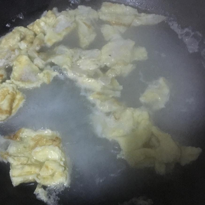 鸡蛋白菜汤(泡蛋白汤)