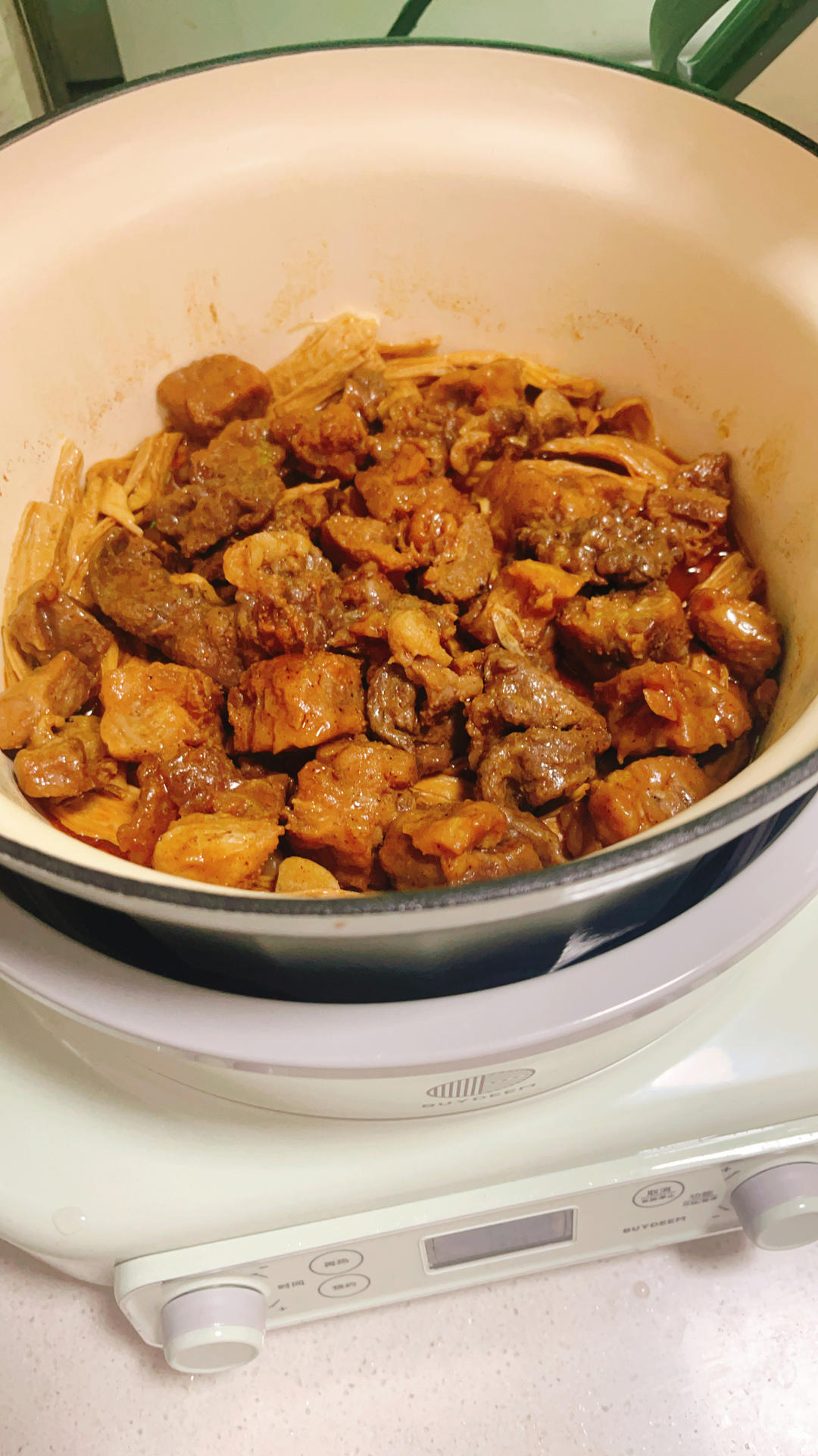 香迷糊！沙茶牛肉煲