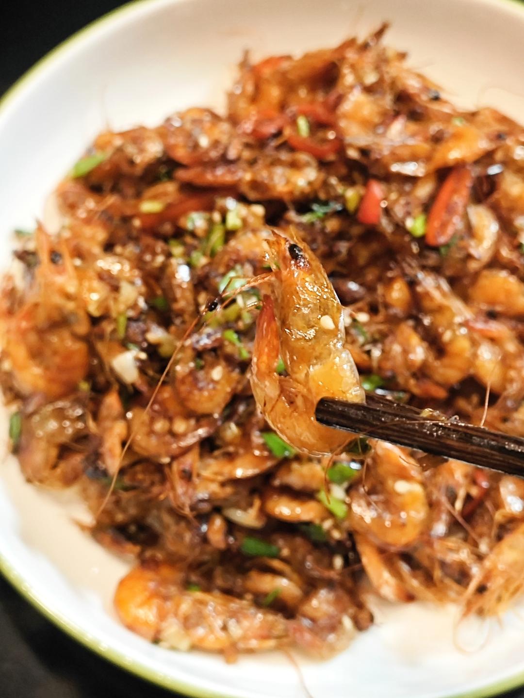 爆炒小河虾
