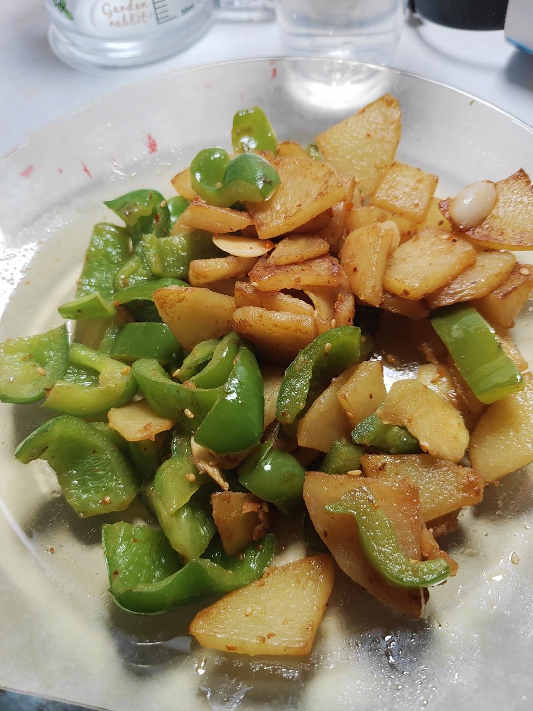 干锅土豆片