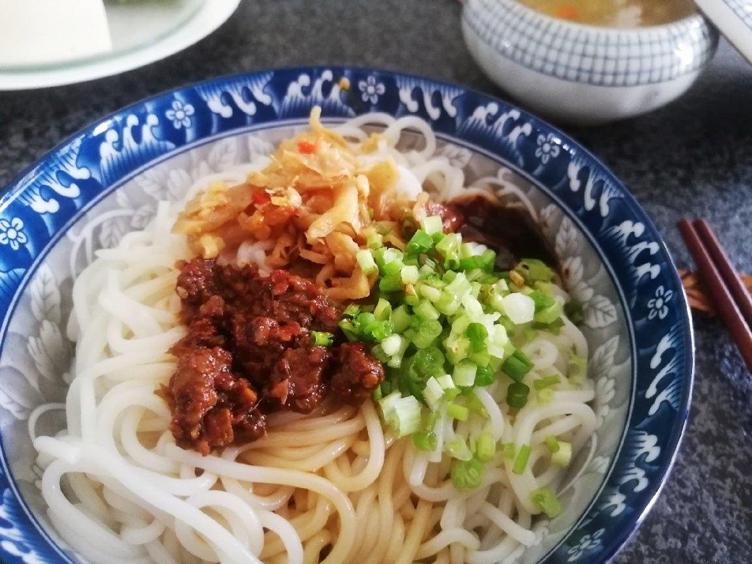 菌酱拌粉（面）