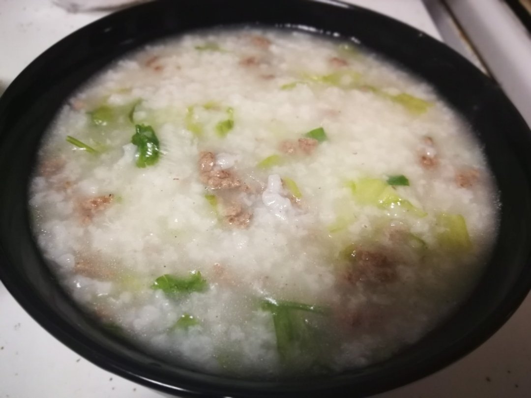 广式生菜丝牛肉粥