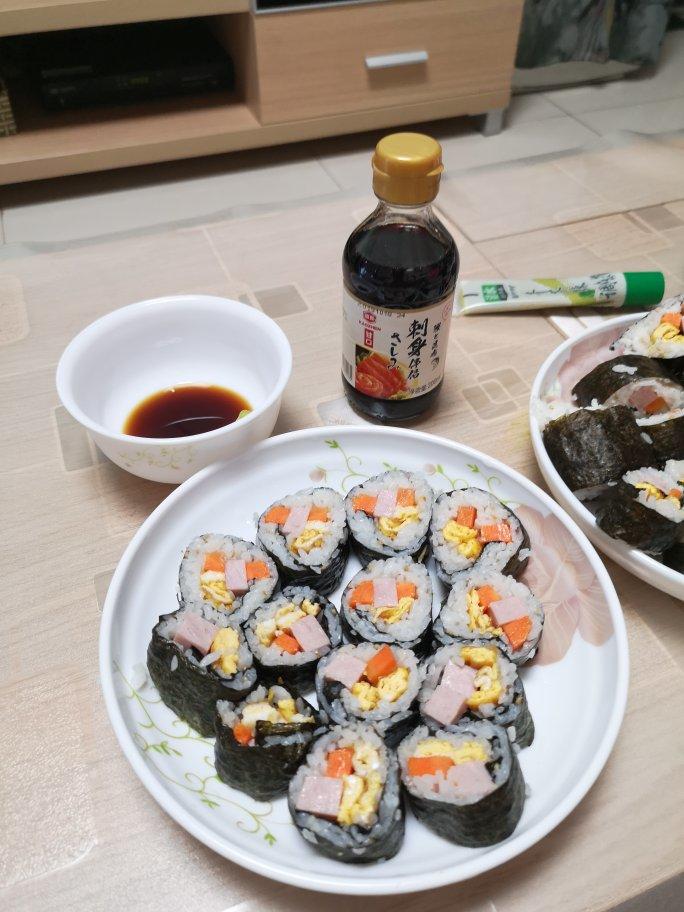 自制寿司（含寿司醋配方和超详细寿司卷法）