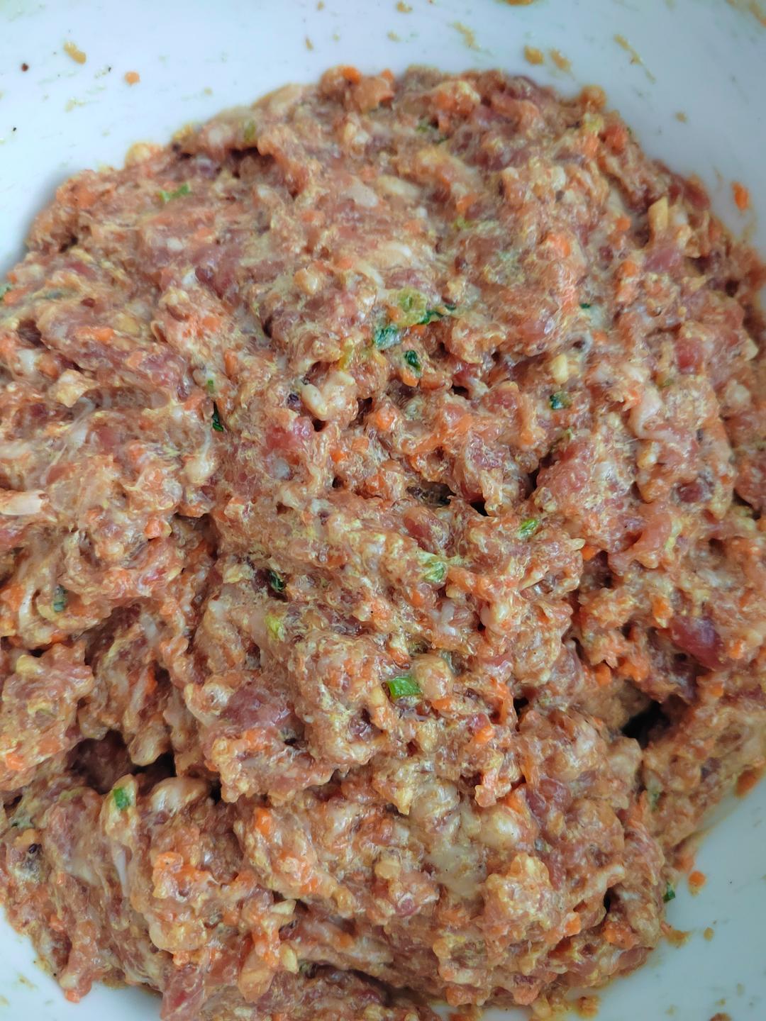 猪肉香菇胡萝卜饺子馅
