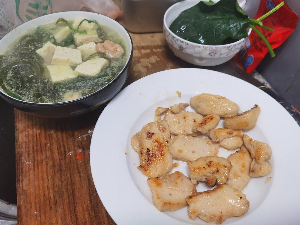 韩式海带豆腐汤