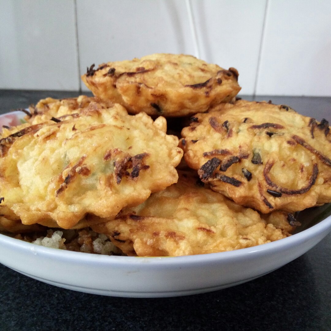 第二个唐唐做的童年的回忆 — 油墩子(萝卜丝饼)