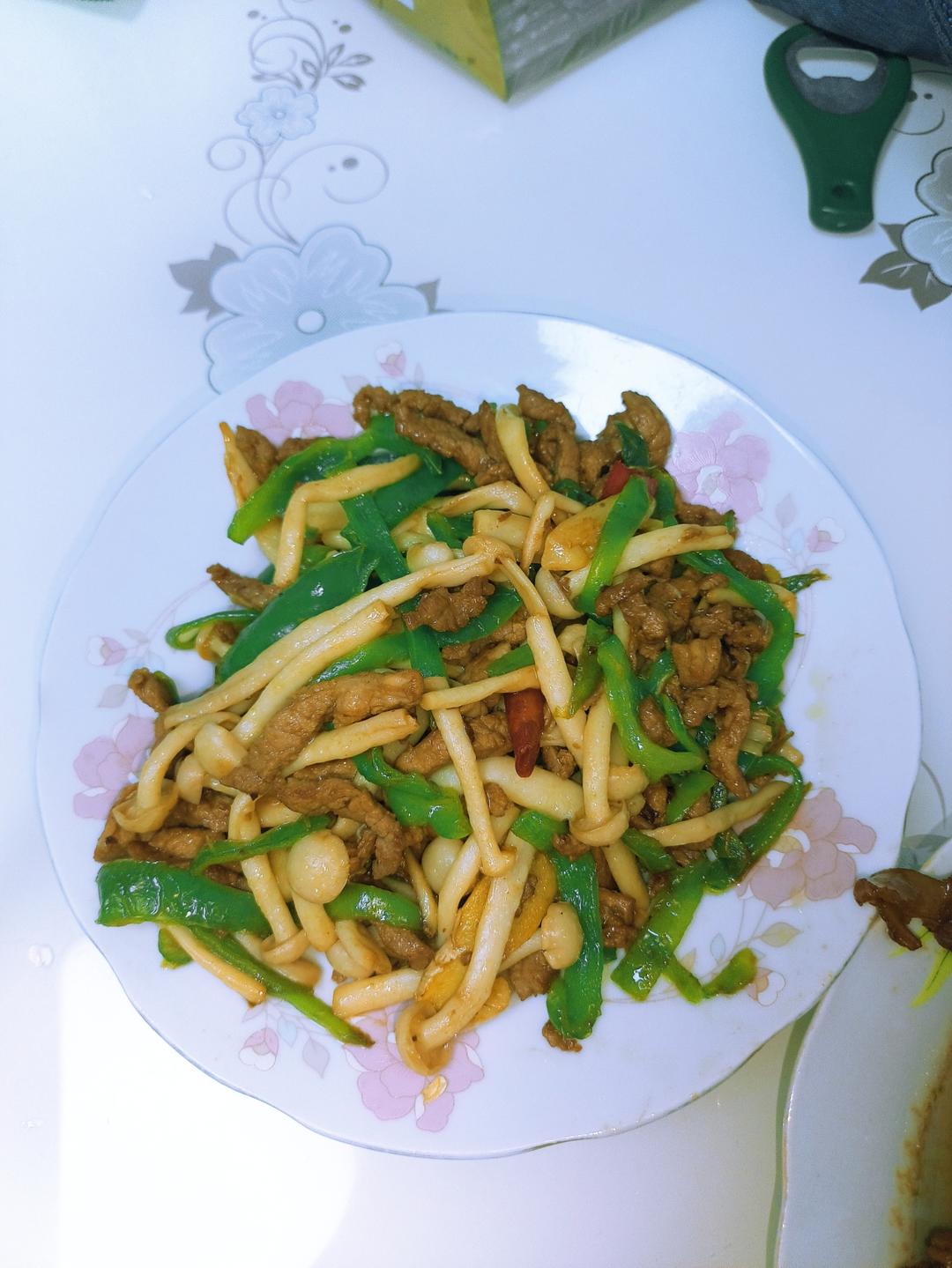 家常小炒‼️海鲜菇炒肉丝💯