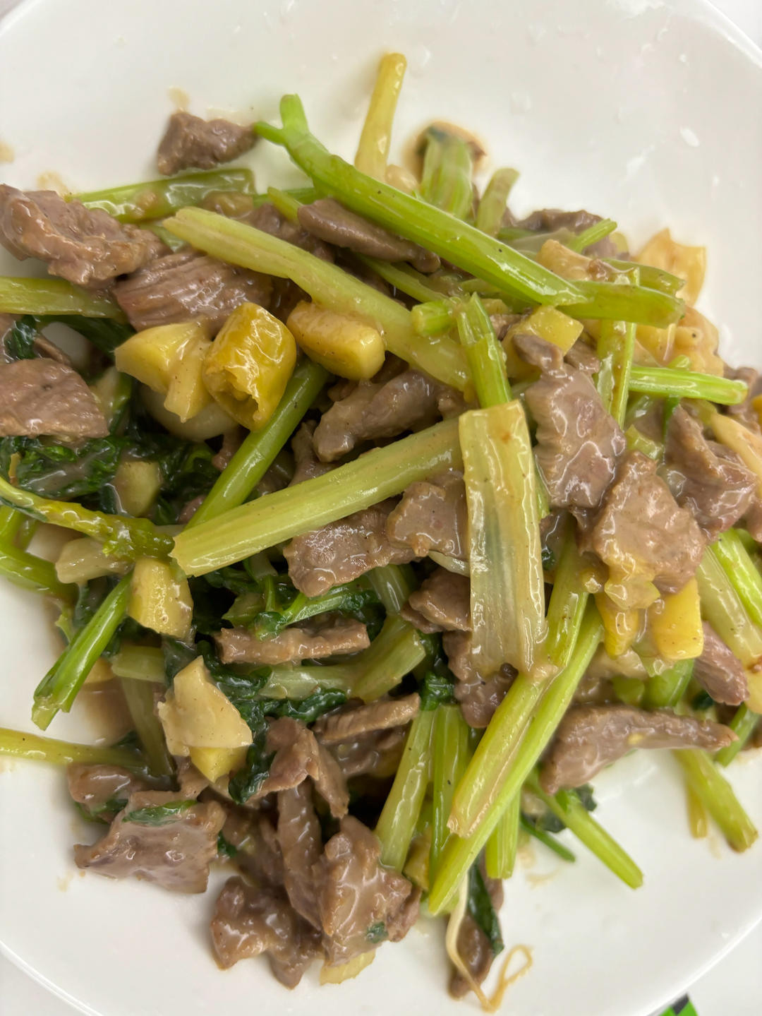 小炒黄牛肉，肉嫩味香！太好吃了简直是米饭杀手！