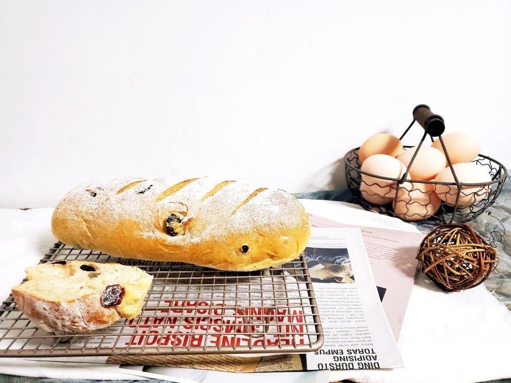 全麦蔓越莓软欧包