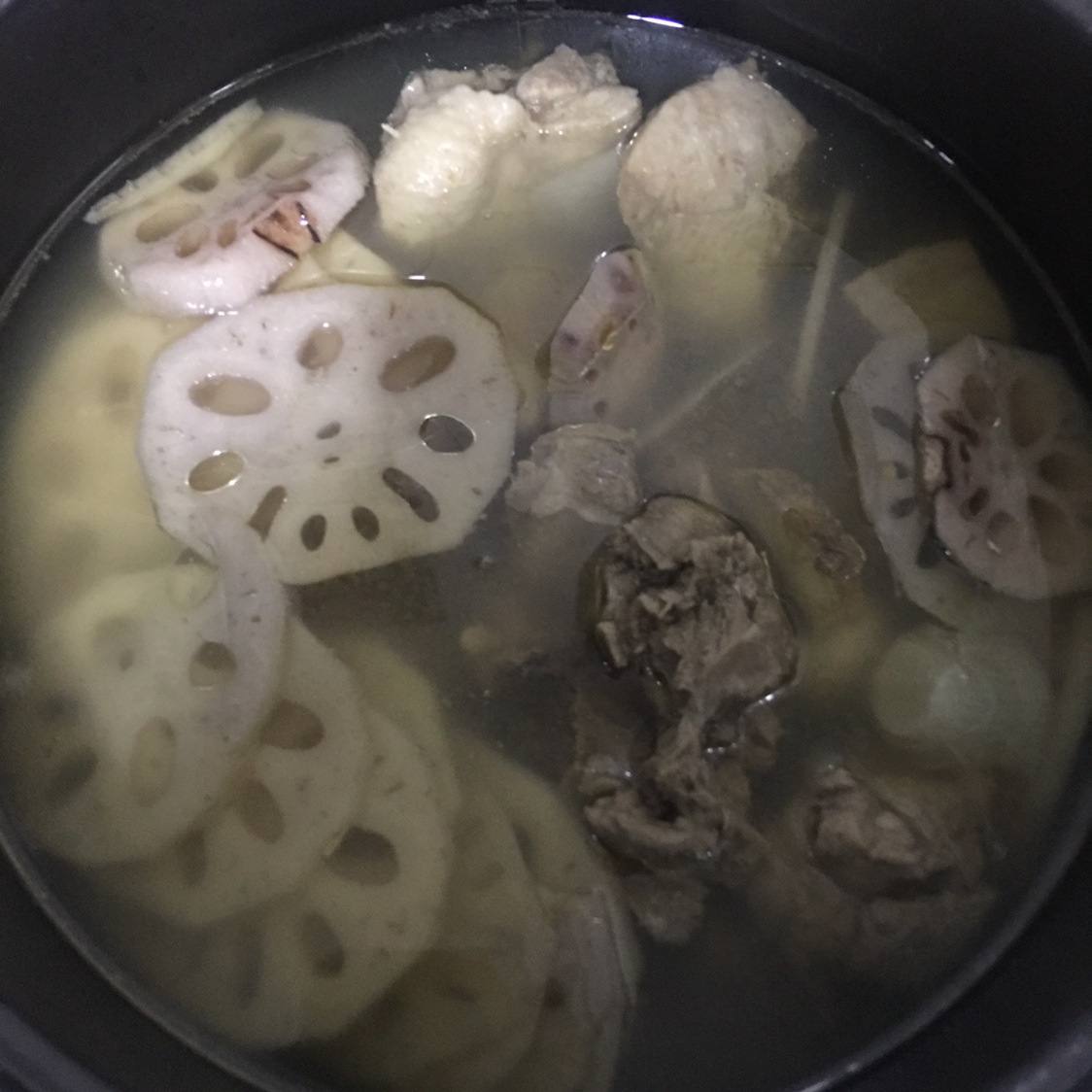 莲藕鸭汤（电饭锅可做）的做法