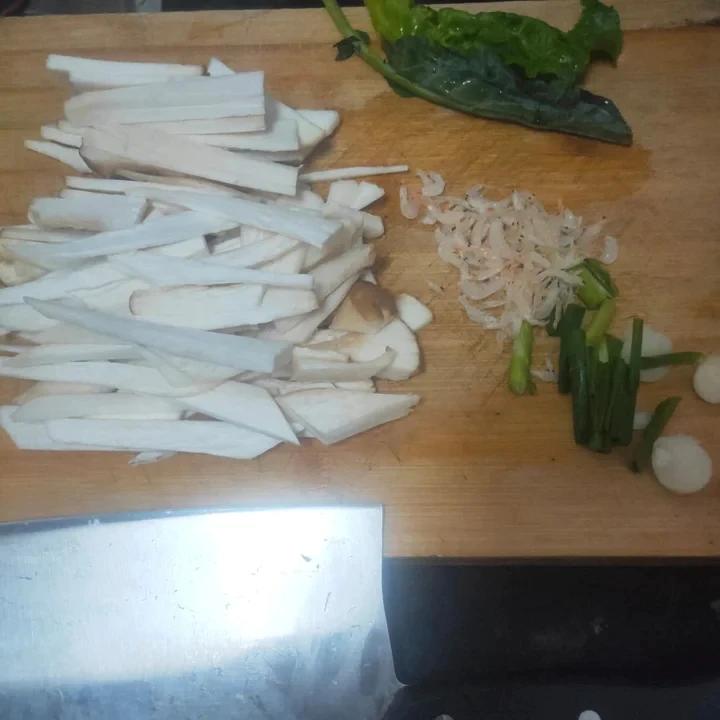 【干煸杏鲍菇】想吃烧烤又担心健康？试试这做法！