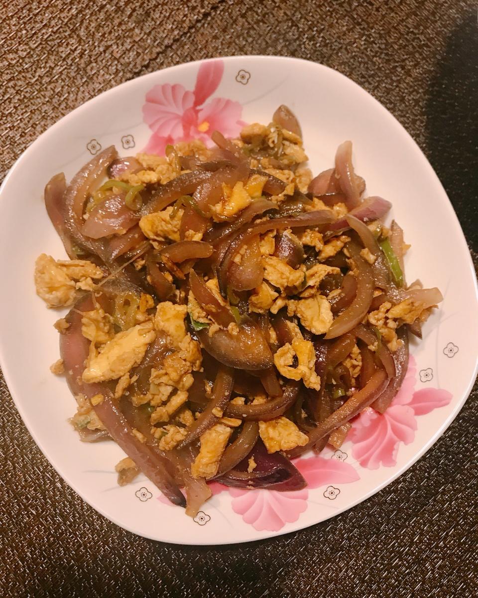 洋葱炒鸡蛋