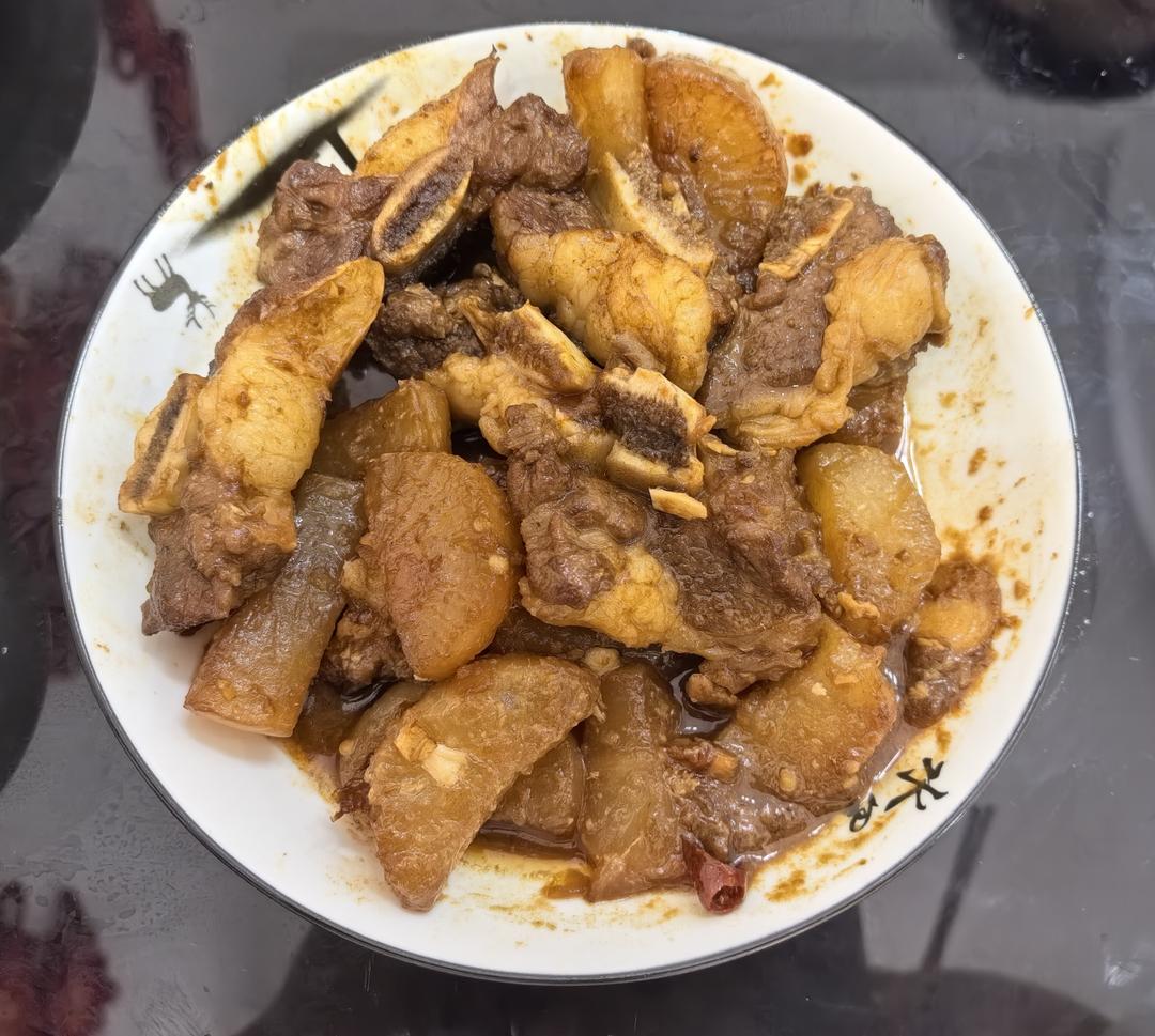 胡萝卜炖牛排骨