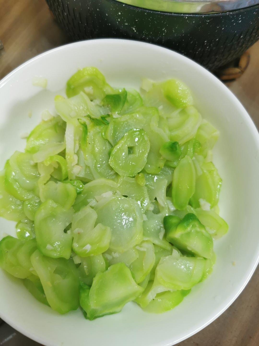 清炒儿菜（清香翠绿超好吃）