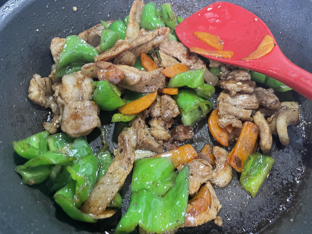 超下饭 ！小炒肉（辣椒炒肉）